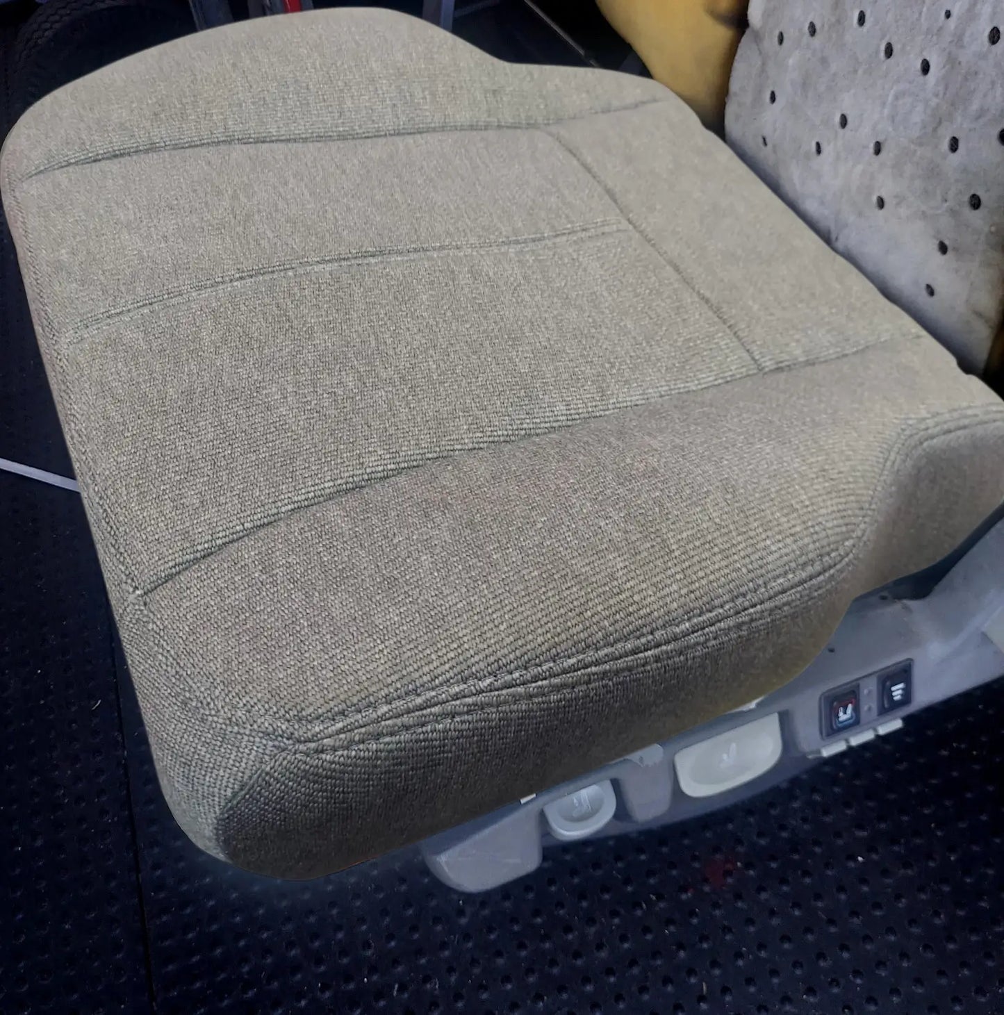 CASCADIA SEAT FOAM REPLACEMENT